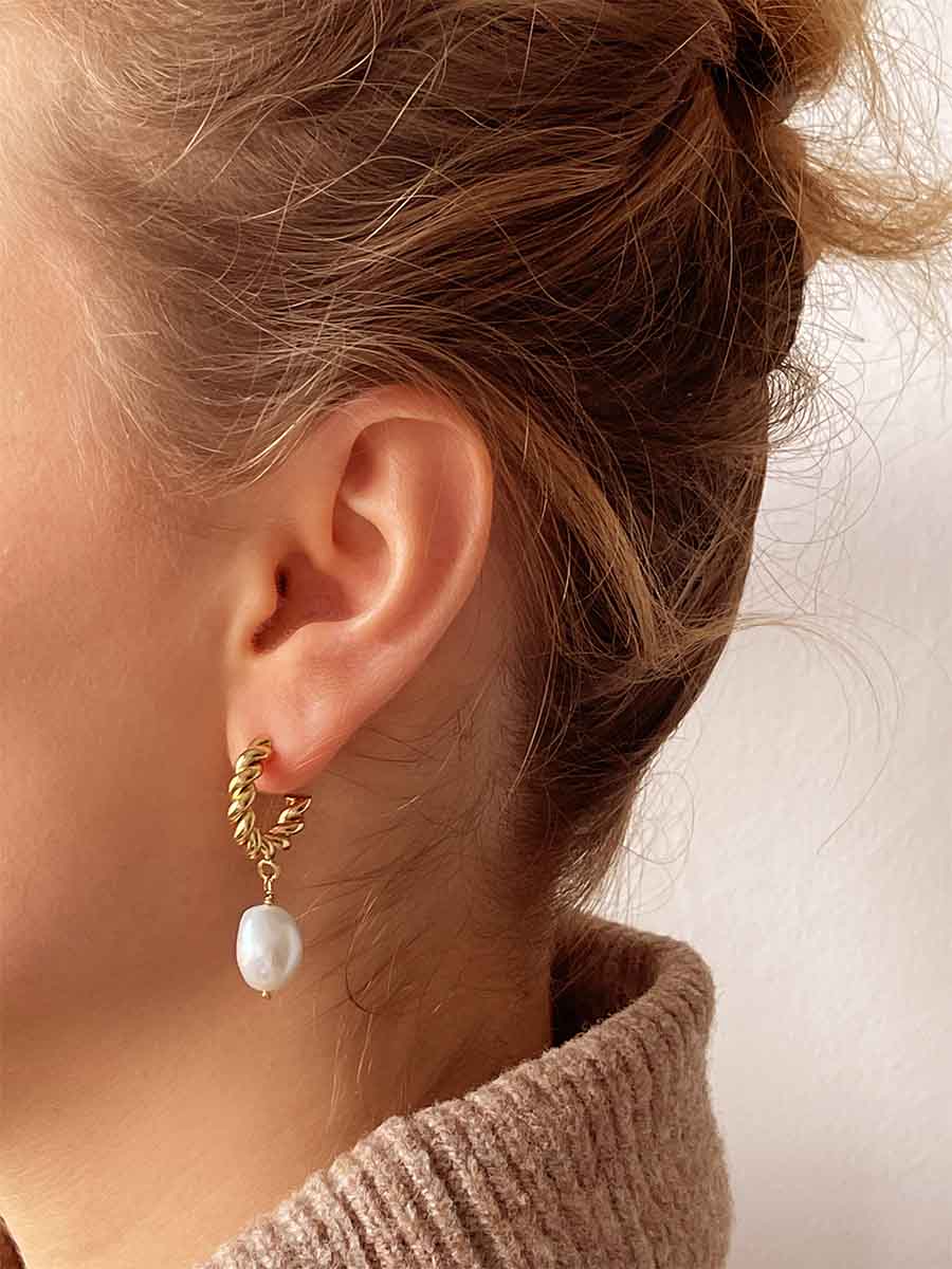 TWIRL Pearl Ohrringe