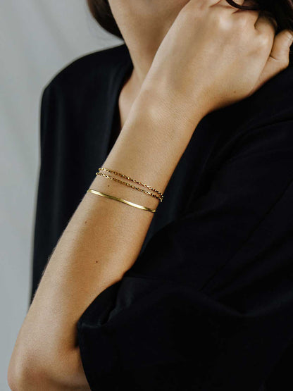 Sleek Armband