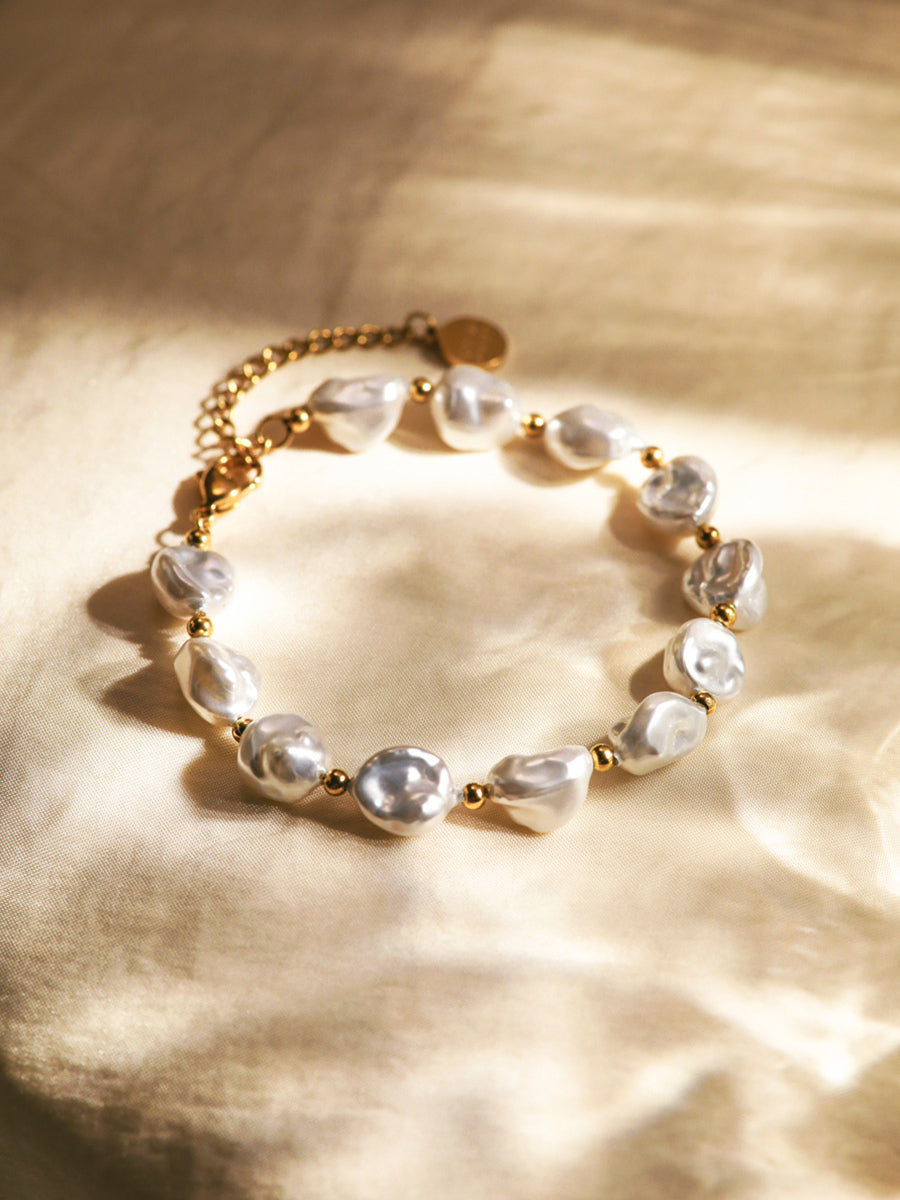 Enchanting Pearl ARMBAND