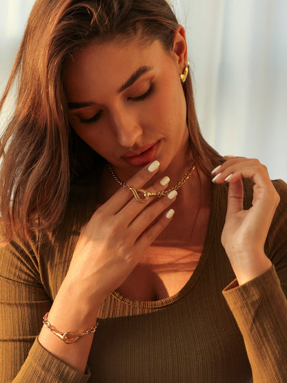 Eternal Interweave Kette