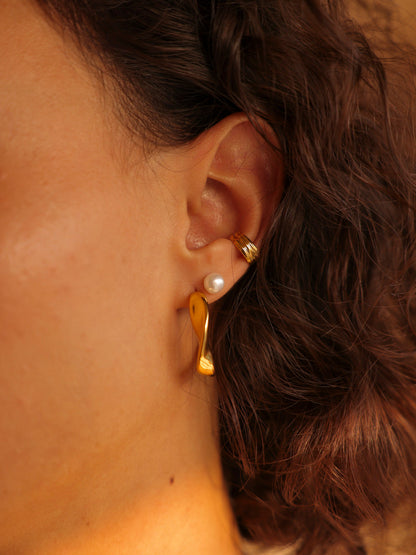 Flowing Grace Earcuff