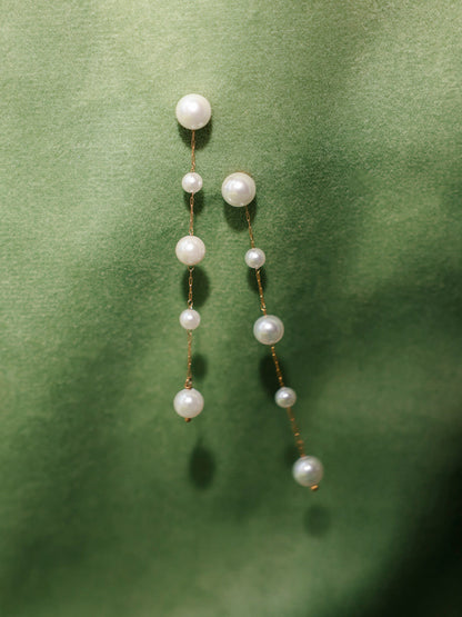 Ethereal Pearl Drop Ohrringe