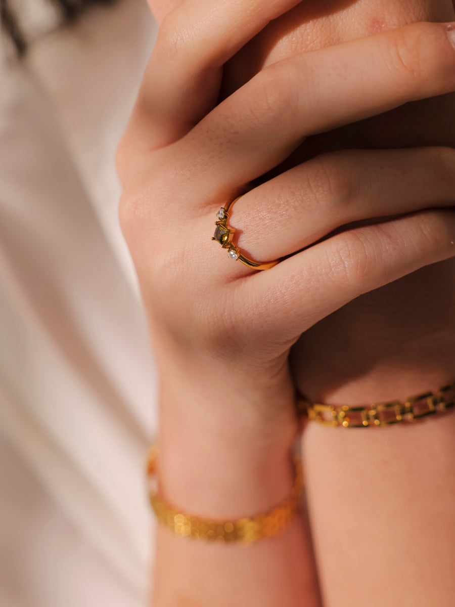 Crystal Shine Ring
