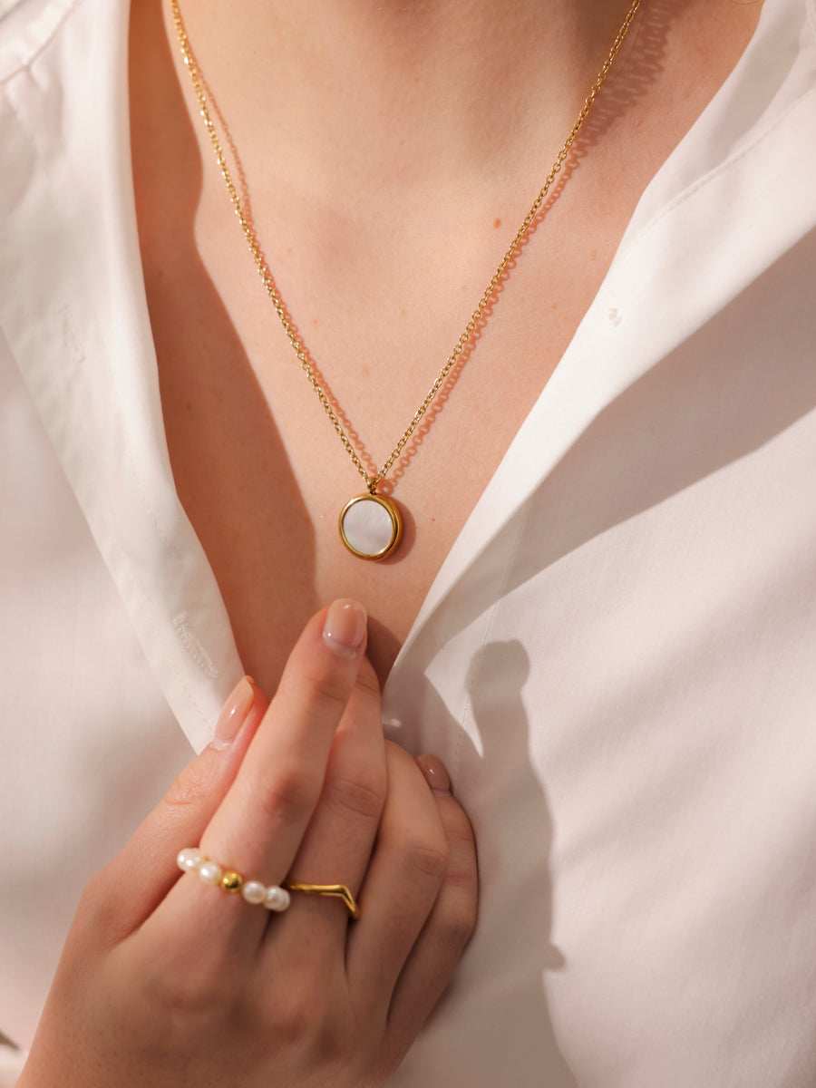 Moonlit Whisper Kette