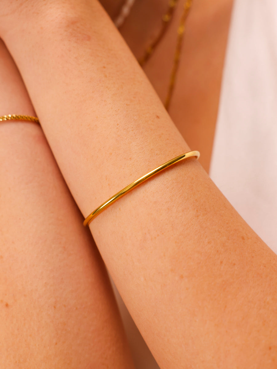 Minimal Grace Armcuff