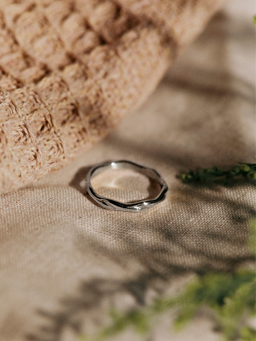 Classic Wave Ring