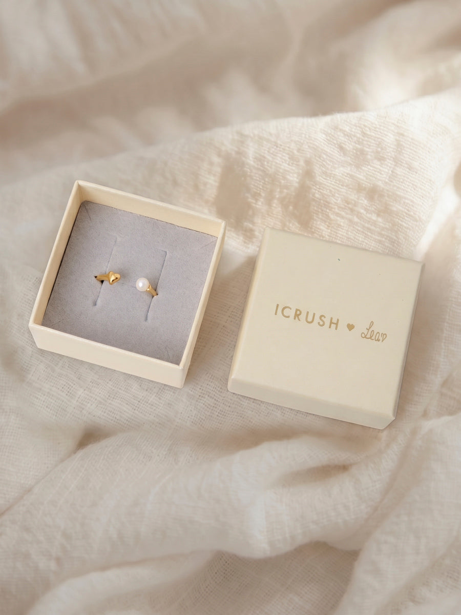 Love in Pearl Ring