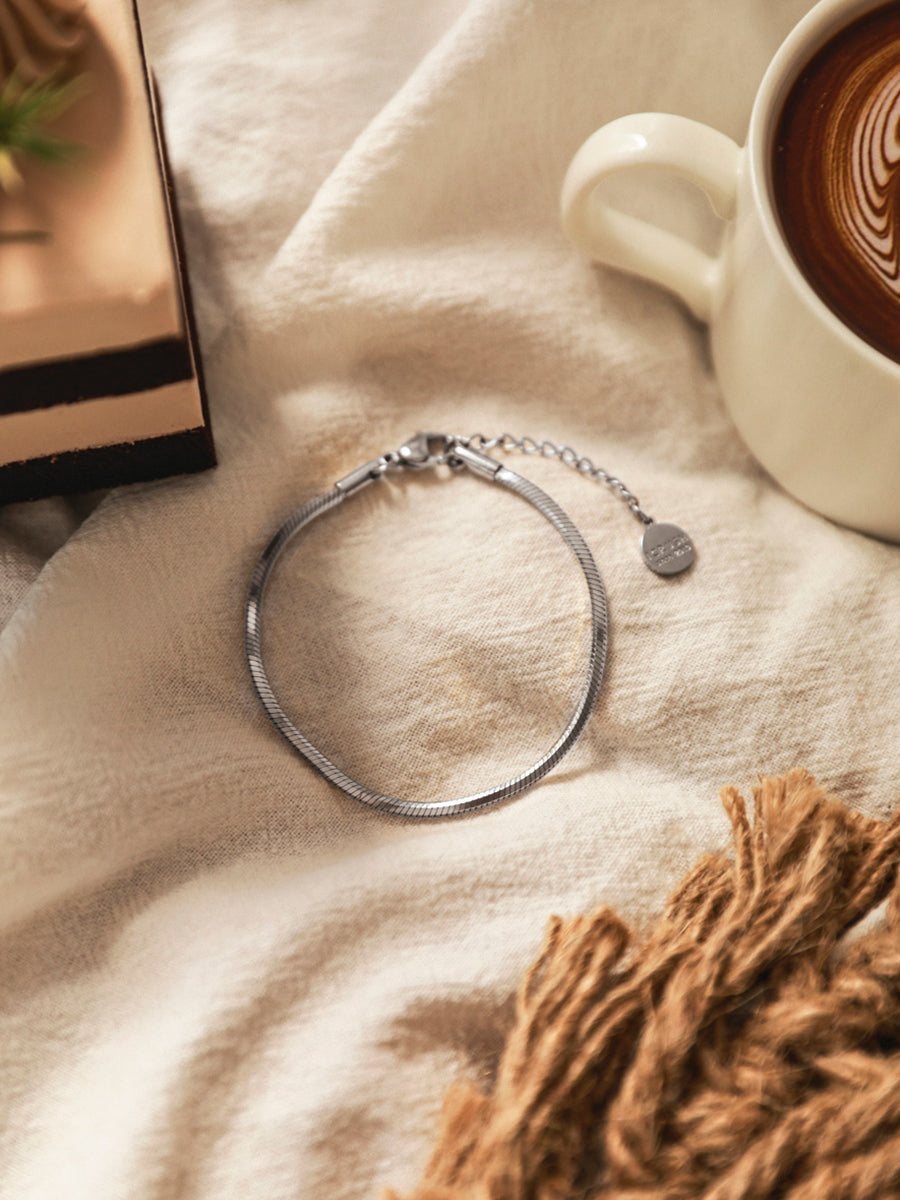 Urban Oval Sleek ARMBAND