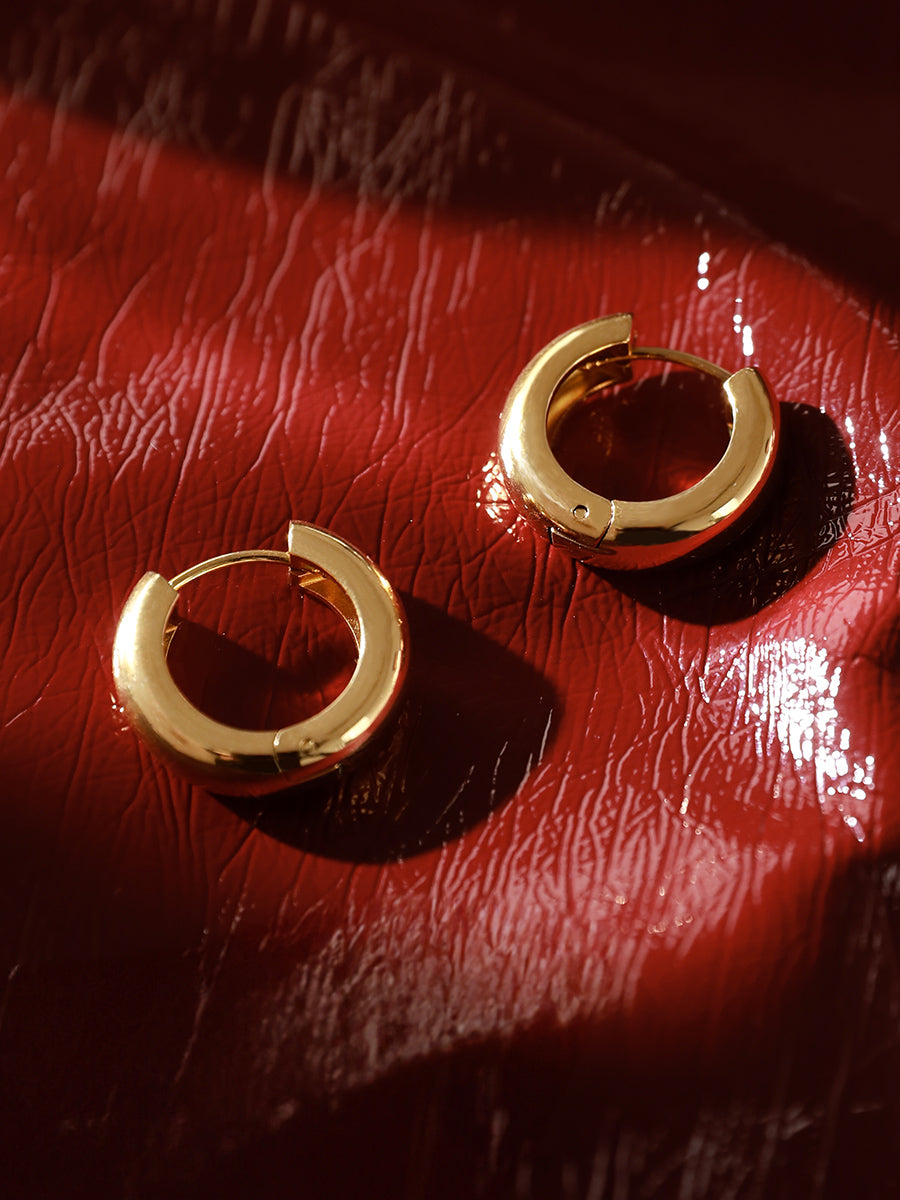 Huggie Hoop Ohrringe