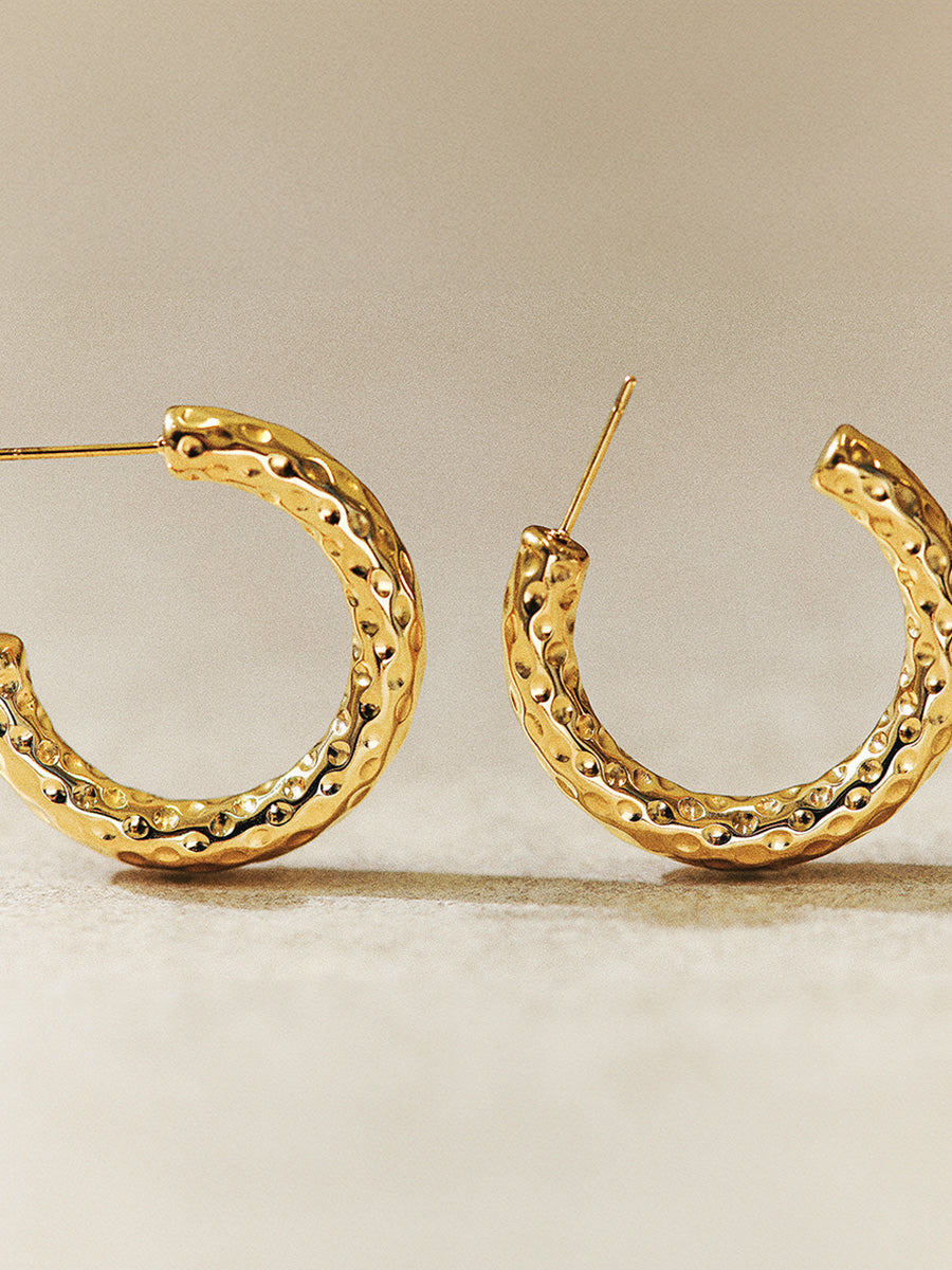Textured Stud Ohrringe