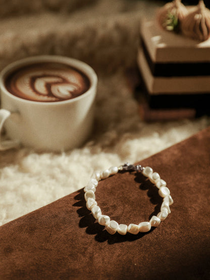 Delightful Pearl ARMBAND