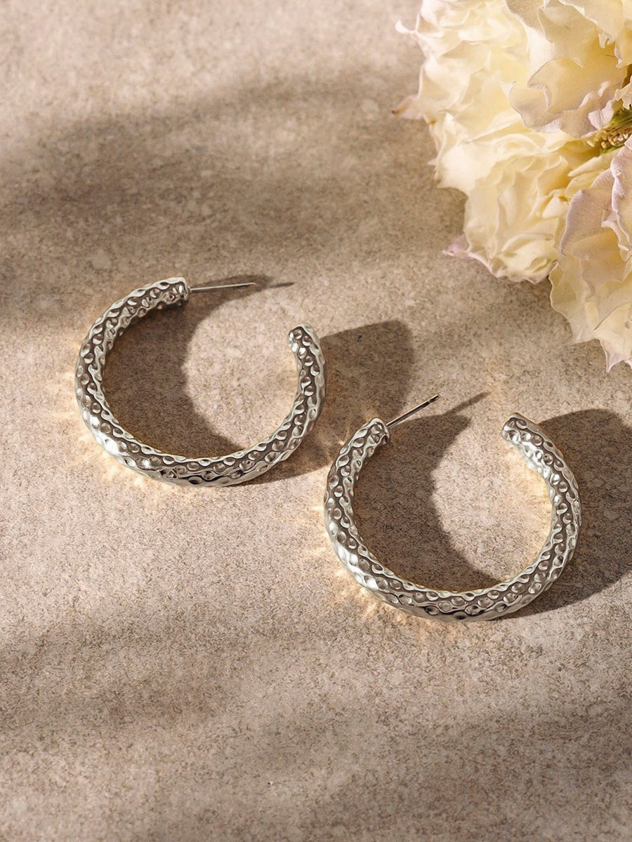 Textured Stud Large Ohrringe