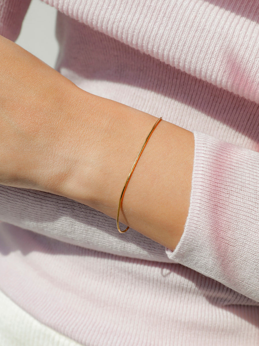 Modern Sleek ARMBAND