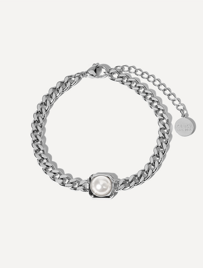 Modern Edge Pearl ARMBAND