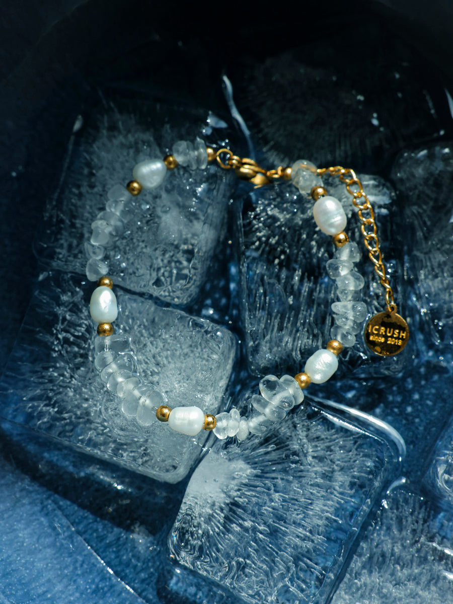 Moonlit Pearl ARMBAND