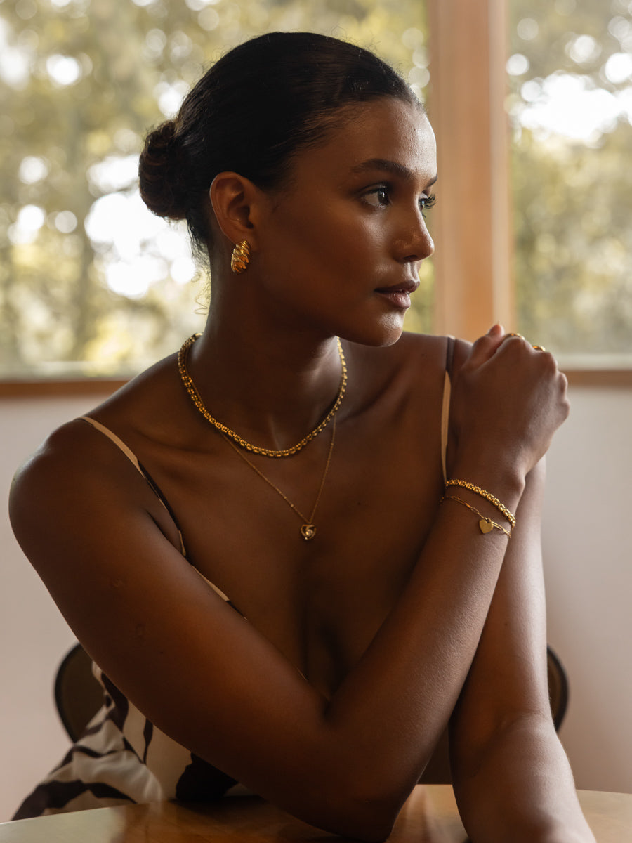 Bold Allure ARMBAND