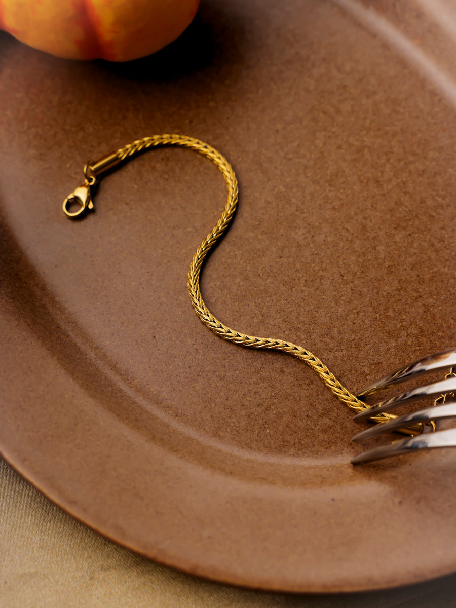 Linear Elegance ARMBAND