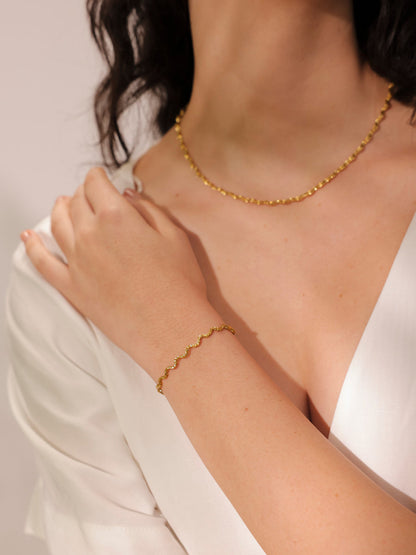 Twisted Grace ARMBAND
