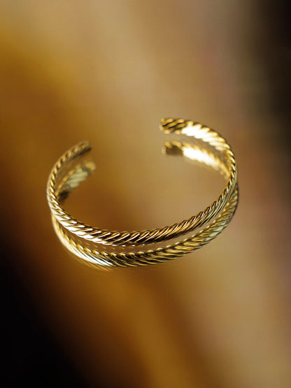 Gentle Swirl Armcuff