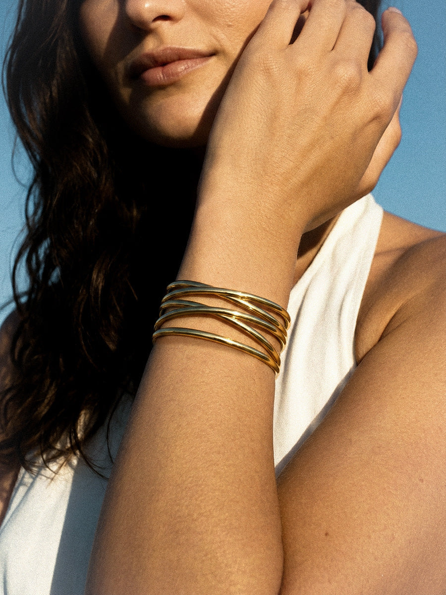 Airy Interwoven Armcuff