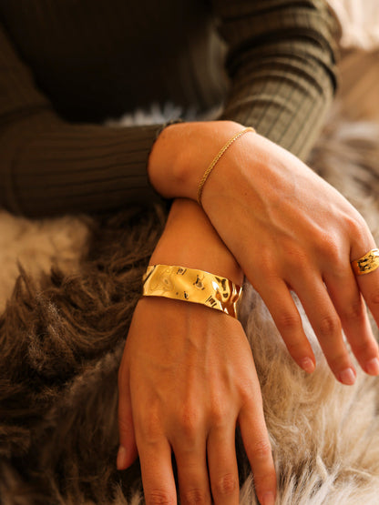 Urban Bold Armcuff