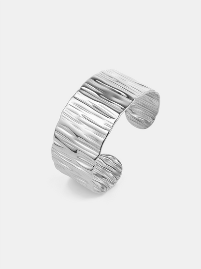 Bold Ripple Armcuff