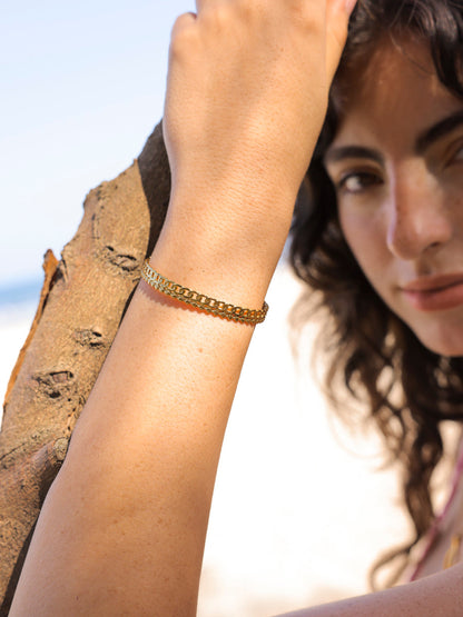 Simple Harmony Armcuff