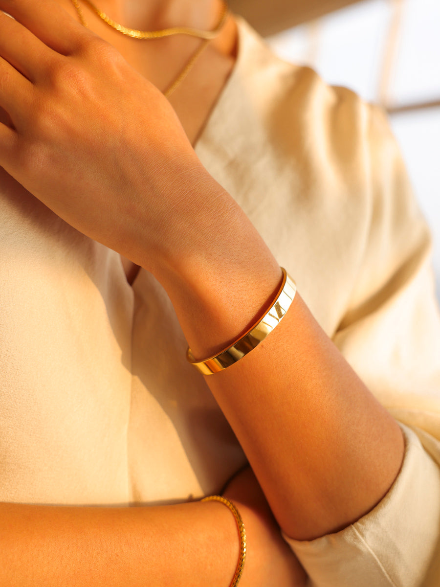 Eclipse Halo Bold Armcuff