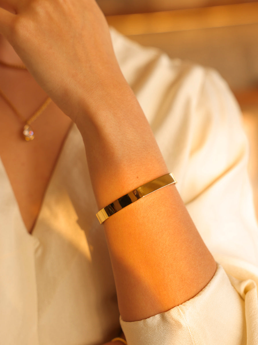 Eclipse Halo Bold Armcuff