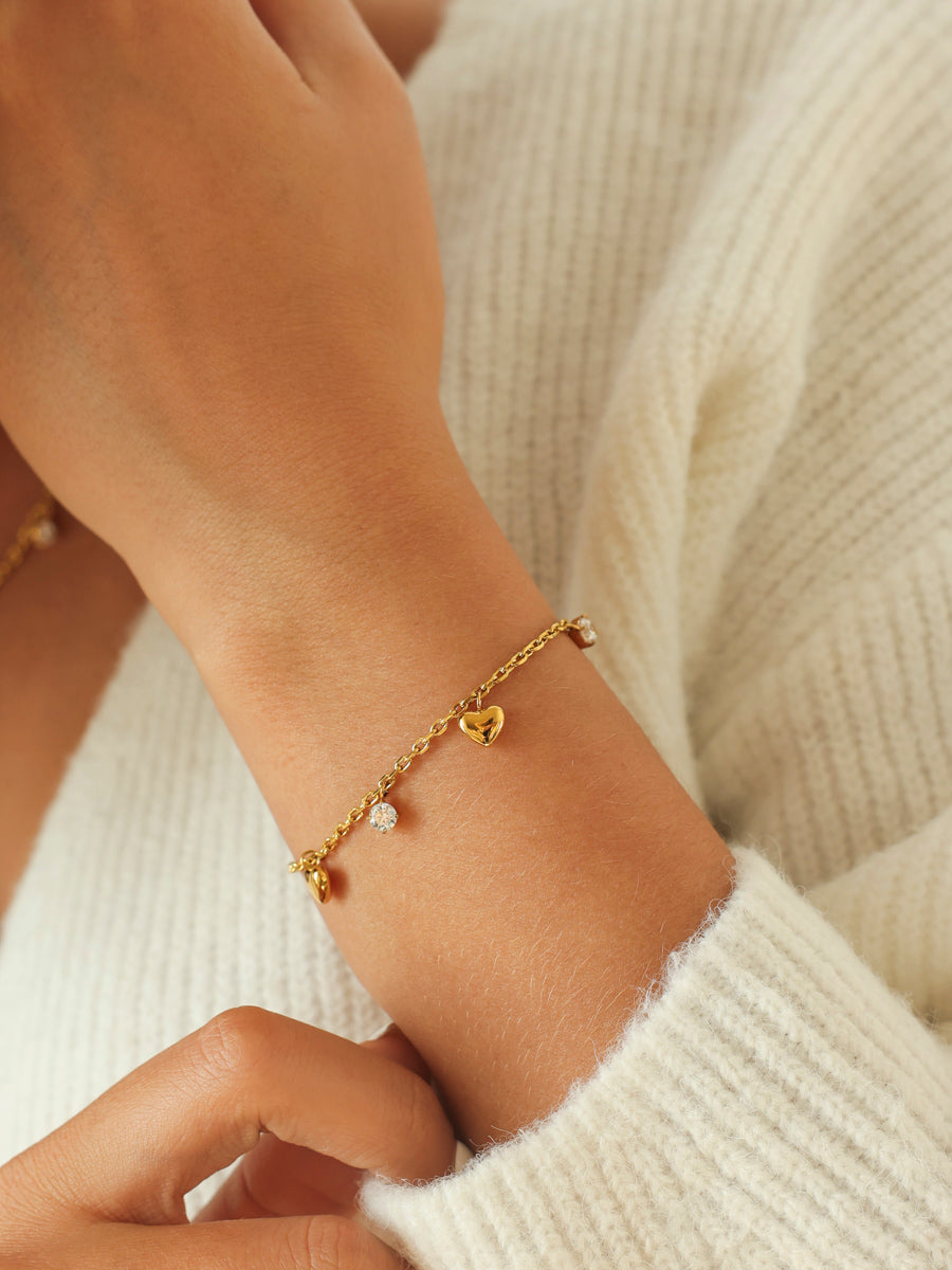 Alluring Heart ARMBAND