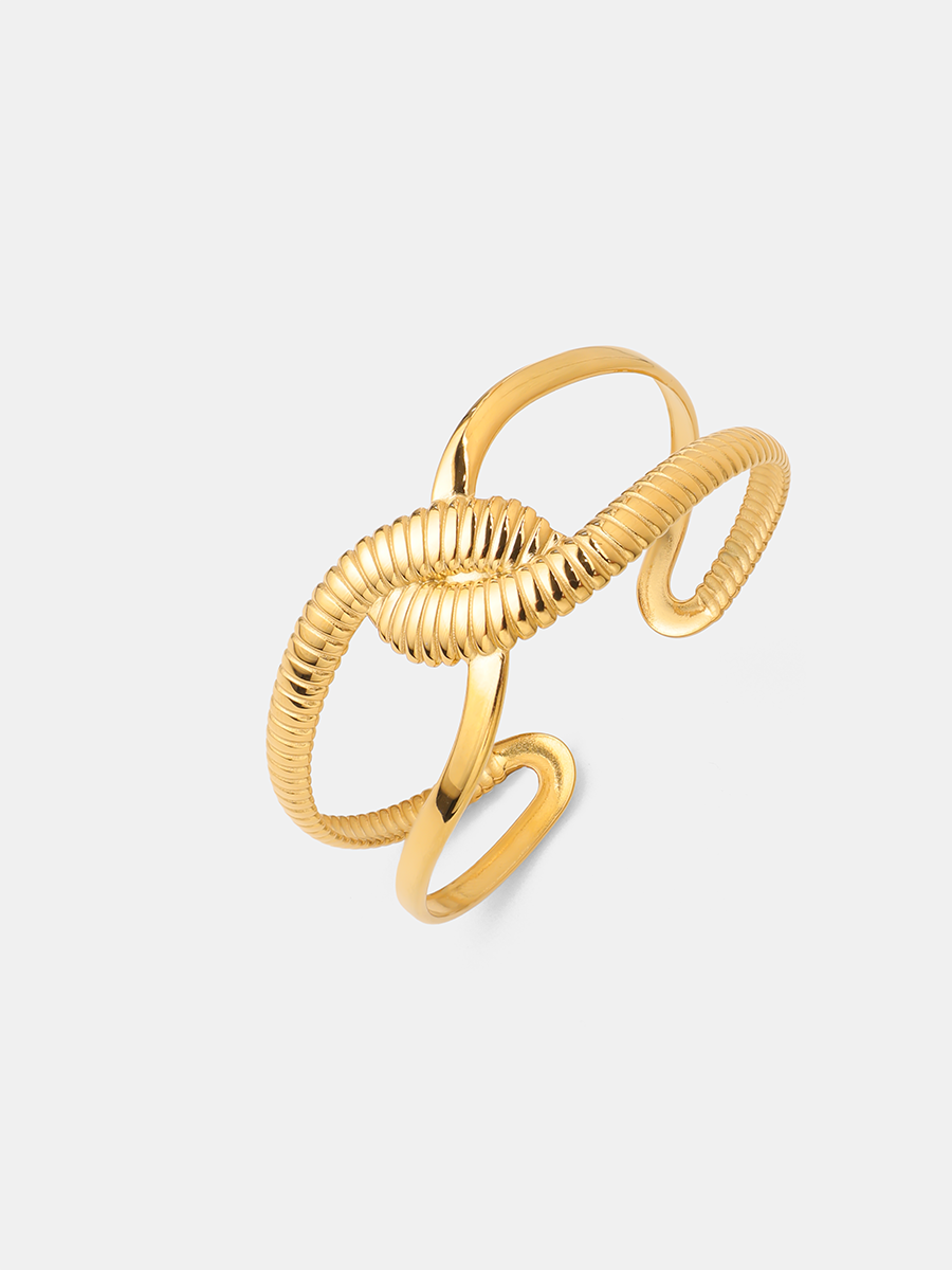 Refined Twist Armcuff