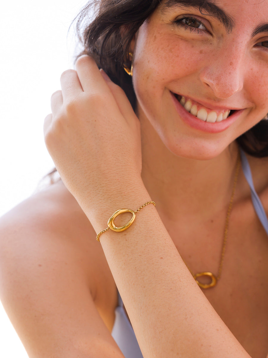 Lively Loop ARMBAND