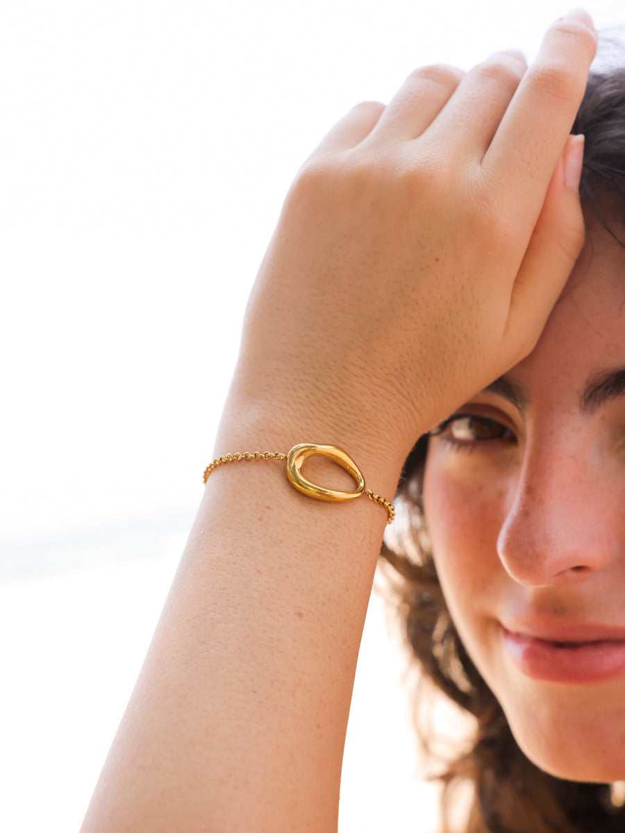 Lively Loop ARMBAND