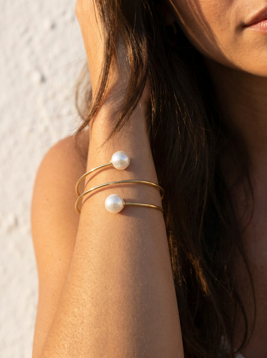 Pearl Night Armcuff