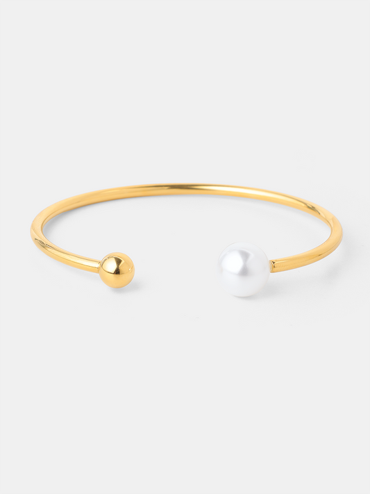 Dewdrop Pearl Armcuff