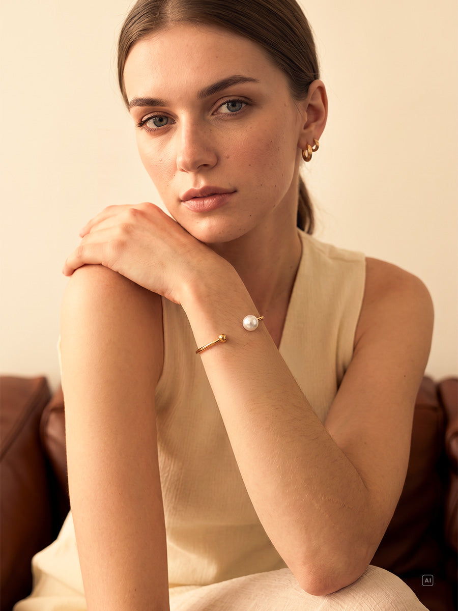 Dewdrop Pearl Armcuff