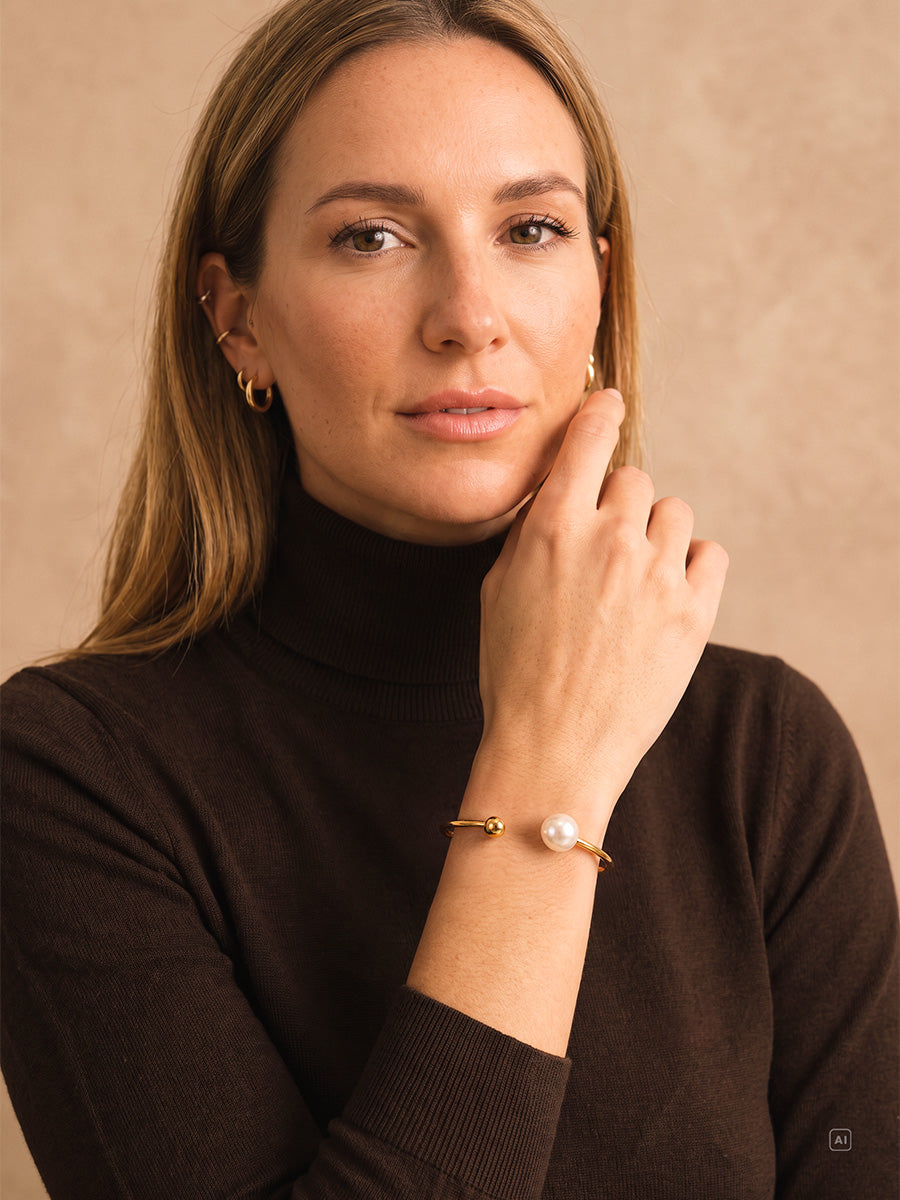 Dewdrop Pearl Armcuff