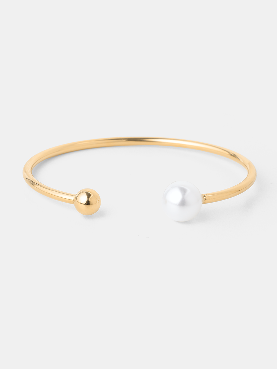 Dewdrop Pearl Armcuff