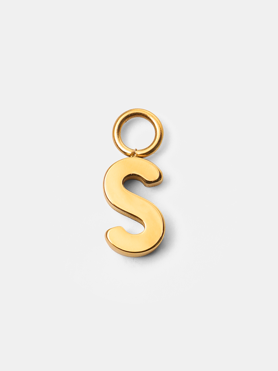 Pure Letter Ohrring-Charms
