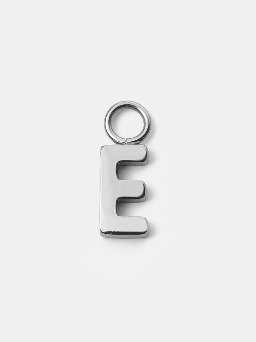 Pure Letter Ohrring-Charms