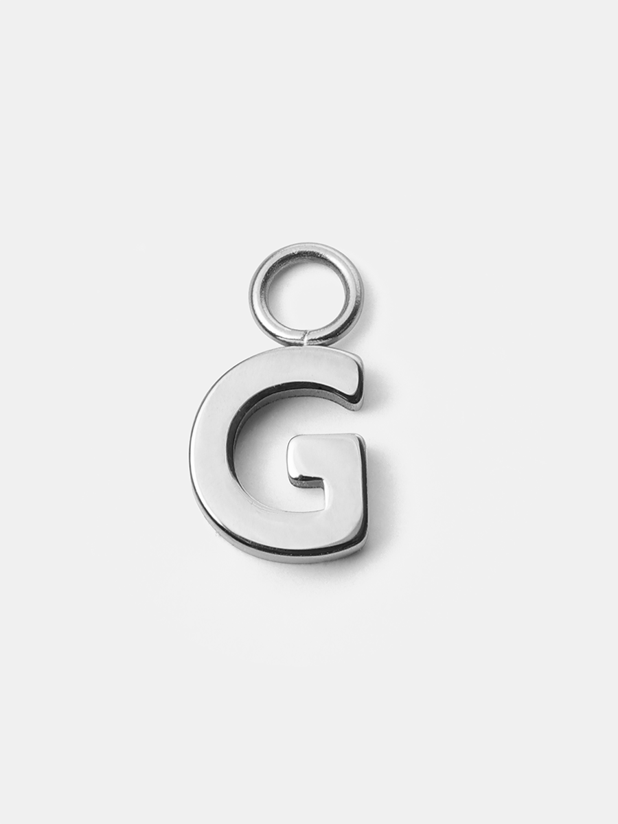 Pure Letter Ohrring-Charms