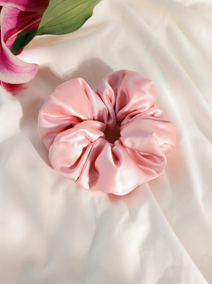 Fluffy Touch Pure Silk Scrunchie Light Pink