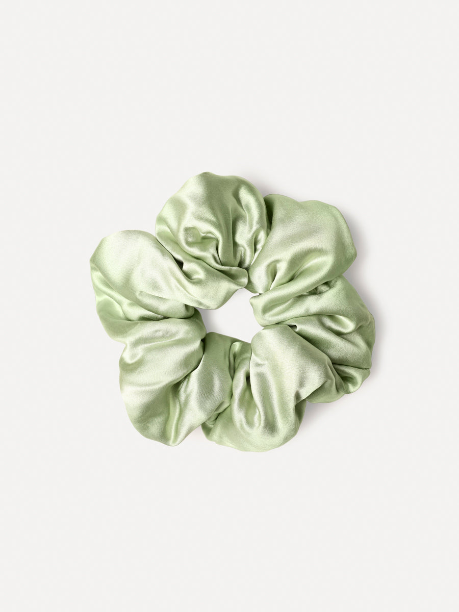 Fluffy Touch Pure Silk Scrunchie Light Green