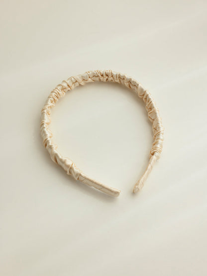 Elegant Hold Pure Silk Haarreif