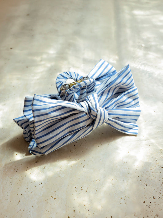 Sweet Bow Navy-striped Haarklammer