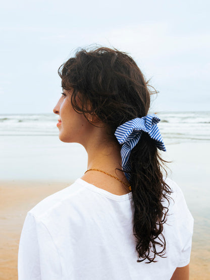 Striped Wave Navy-striped Scrunchie