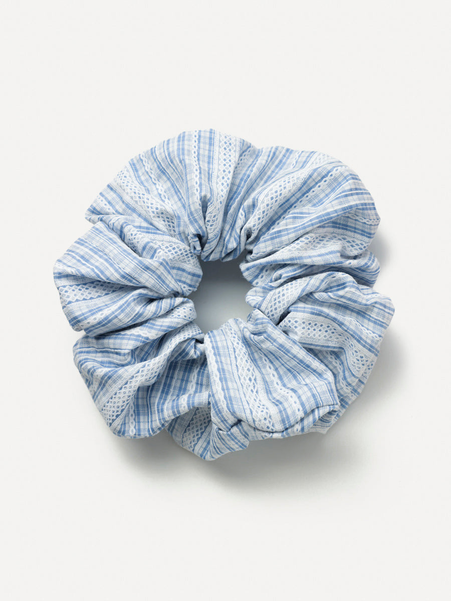 Sweet Lace Scrunchie