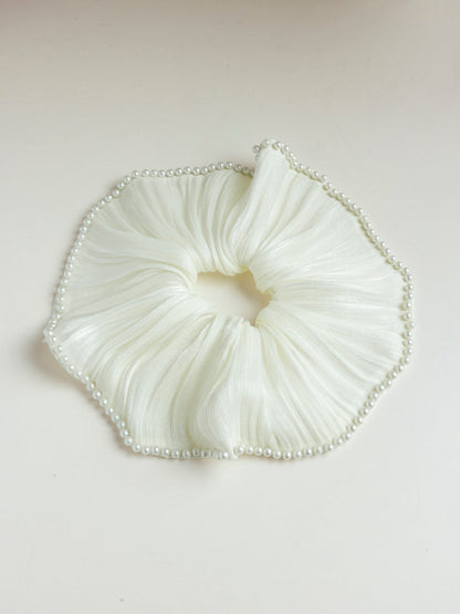 Pearl Grace Scrunchie
