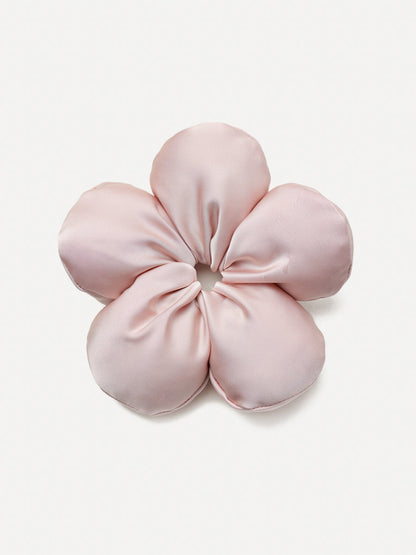 Cream Blossom Scrunchie