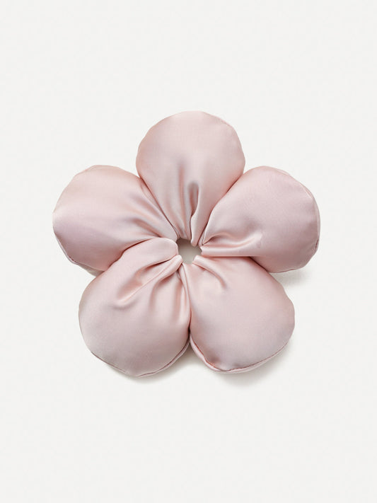 Cream Blossom Scrunchie